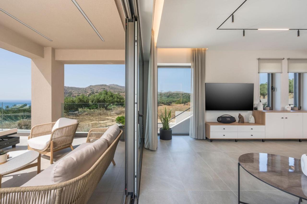 Villa Ekphrasis With Sea View And Jacuzzi Ravdhoúkha