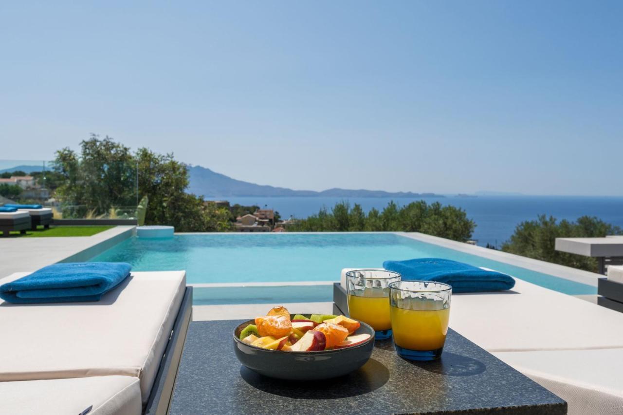Ekphrasis With Sea View And Jacuzzi Ravdhoukha